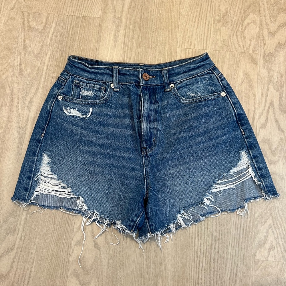 American eagle highest rise mom short